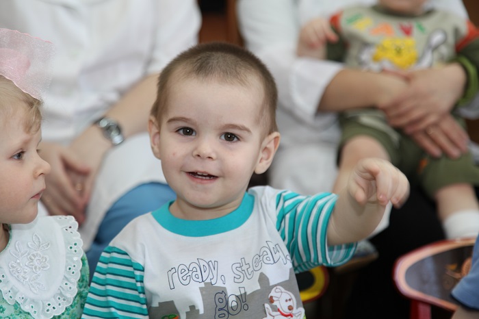 Фото детей из детдома для усыновления москва